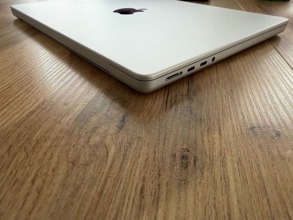 MacBook Pro 14" M1 PRO 10-CPU, 16-GPU, 16RAM, 512SSD