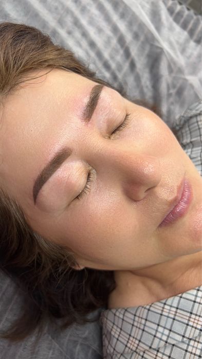 Перманент/татуаж бровей и губ 10000