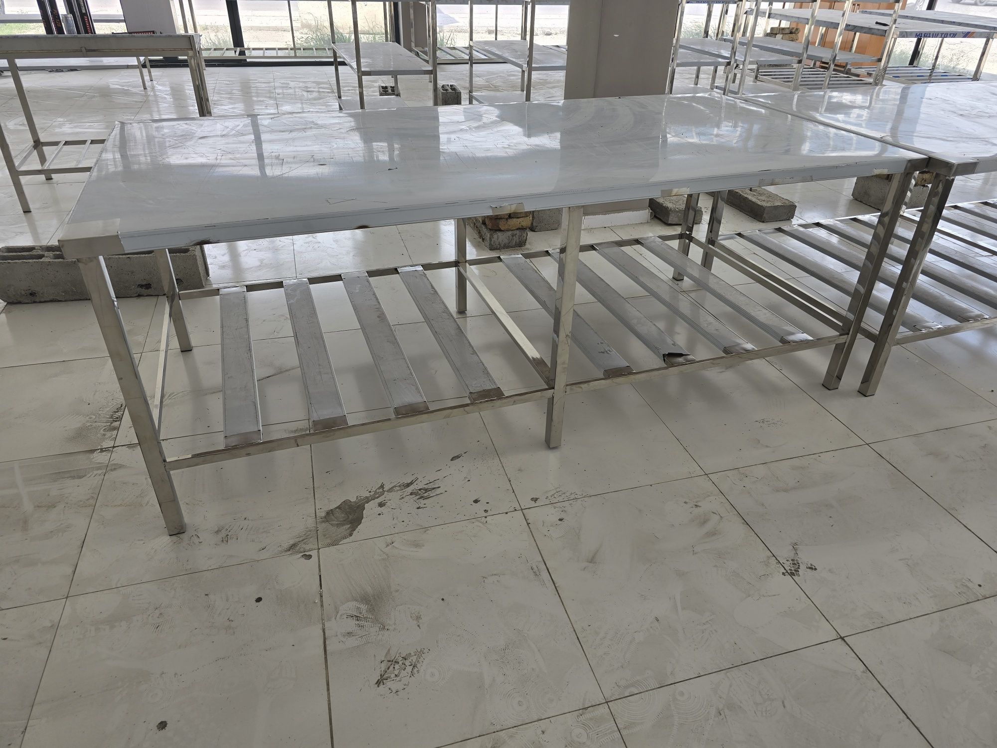 Nerjaveyka stol 2.30×1.10