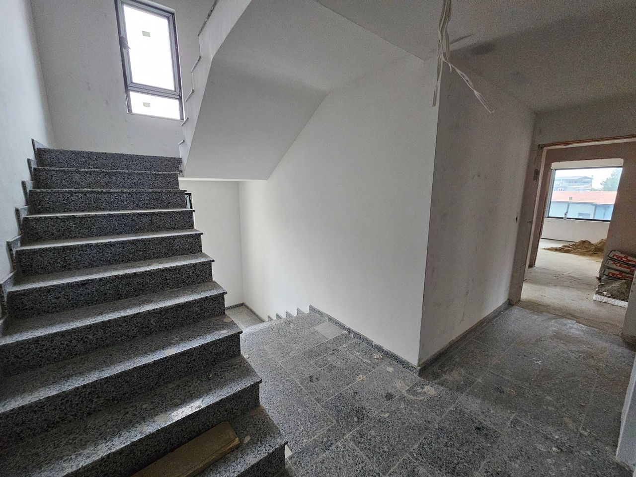 Продава се Двустаен апартамент в Велинград - 59 кв.м за 1000 €/кв.м - Снимка #8
