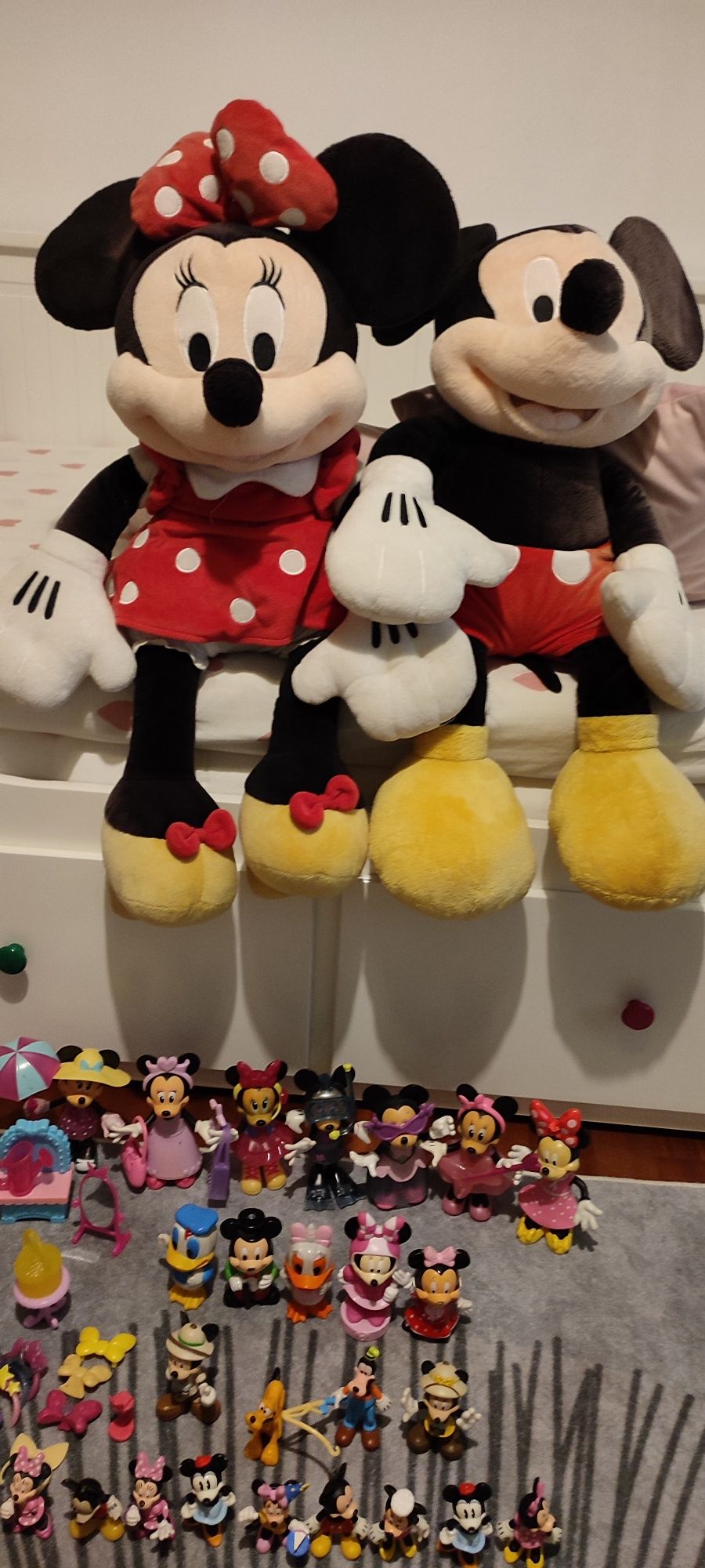 Plușuri Minnie și Mickey