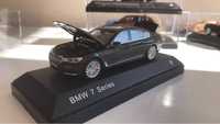 Macheta Bmw seria 7 Paragon 1:43