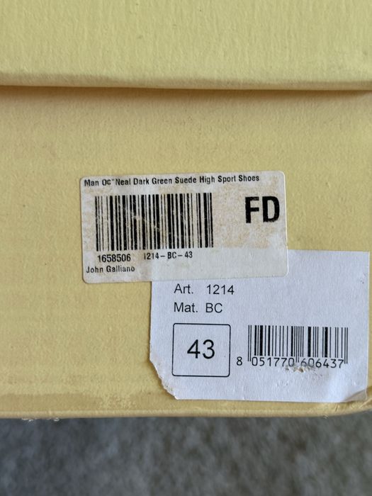 Обувки маратонки John Galliano 43