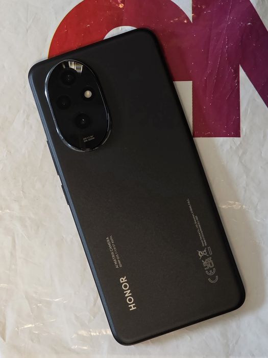 КАТО НОВ 512GB Honor 200 12GB 5G EMAG Гаранция 2026г. Black / Черен