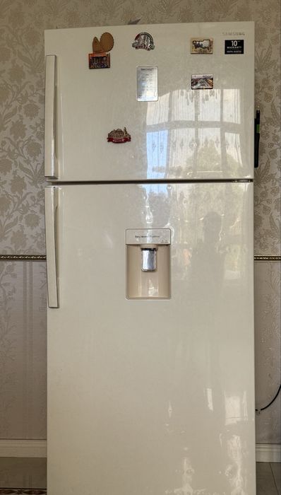 Продам холодильник нормальном состоянии срочно