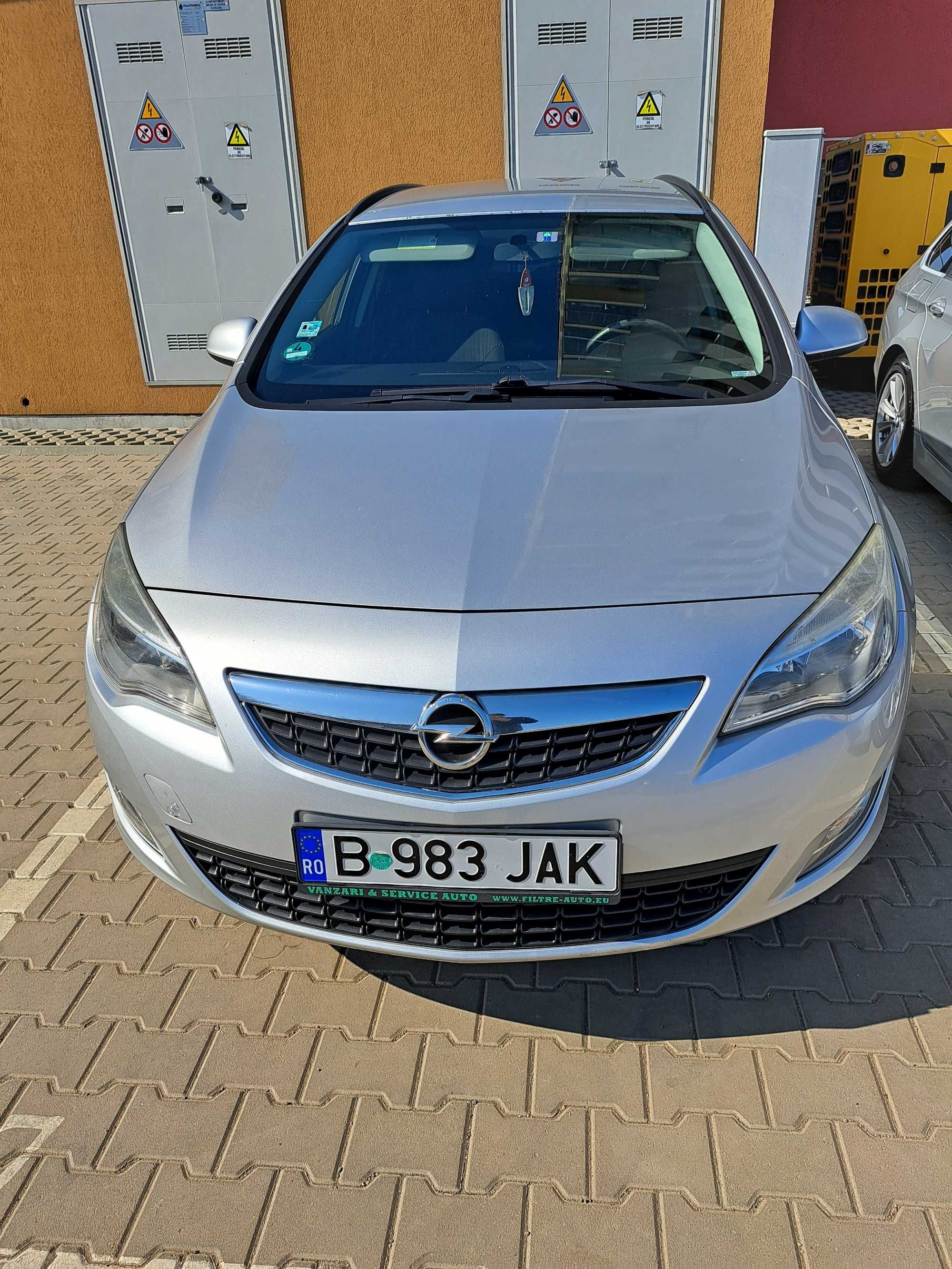 Opel Astra j 2012 break