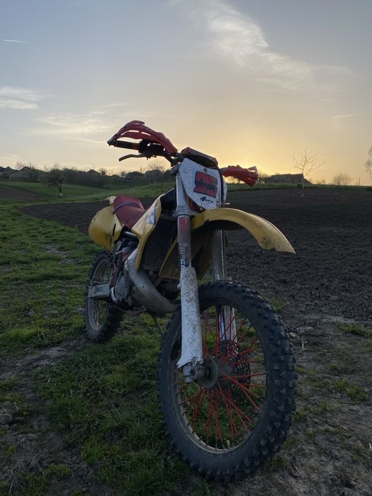 Motocross suzuki