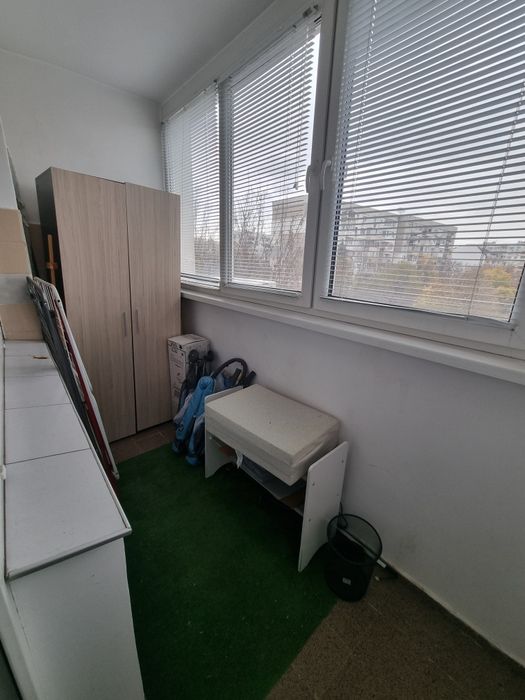 Отдава под наем тристаен апартамент в широк център София, кв. Разсадни