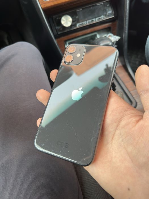 продам iphone 11 идеал срочно