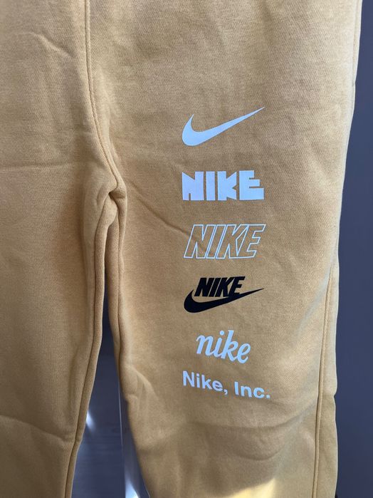 Спортна долница Nike