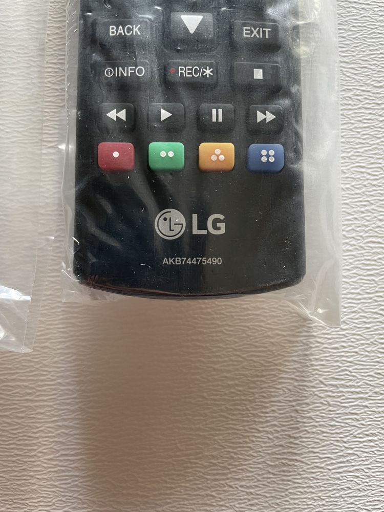 Vand telecomanda originala LG Noua-Sigilata