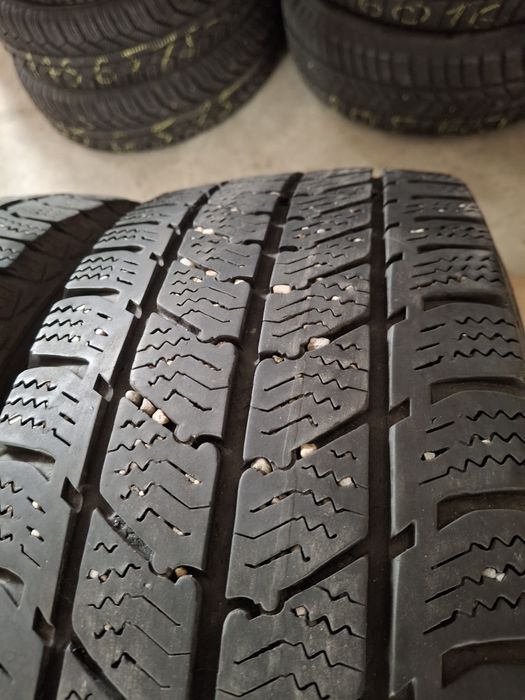 2 Anvelope de iarnă 205 65 r16C Semperit