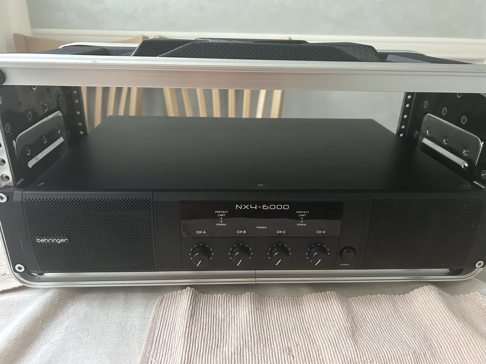 Усиловател behringer nx4 - 6000