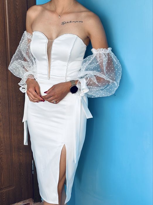 Vand Rochie de stare civila realizata pe comanda