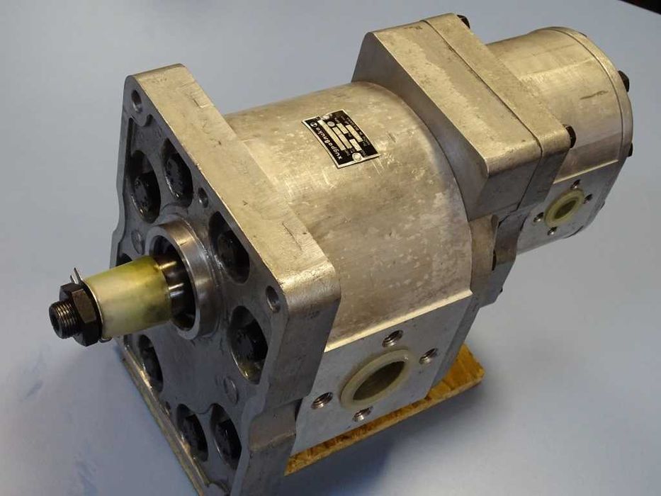 Хидравлична помпа сдвоена A170X/A43X    175 bar