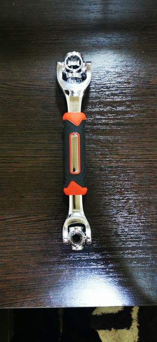 Продам универсальный ключ