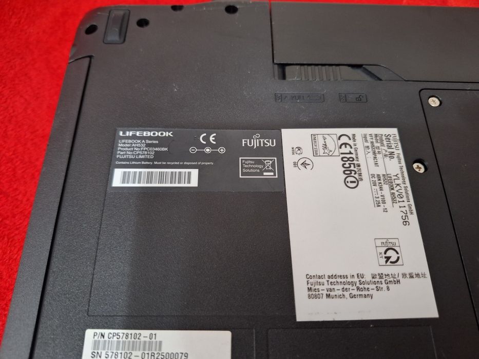 Laptop Fujitsu laptop