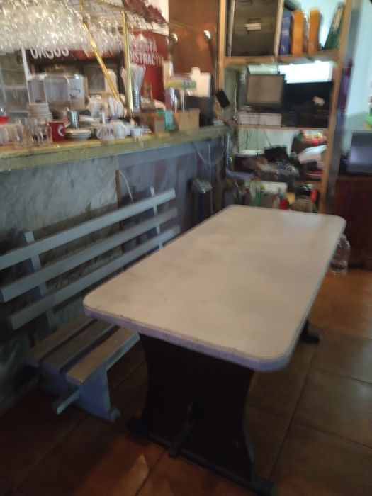 Vând set de masa +scaune lemn masiv