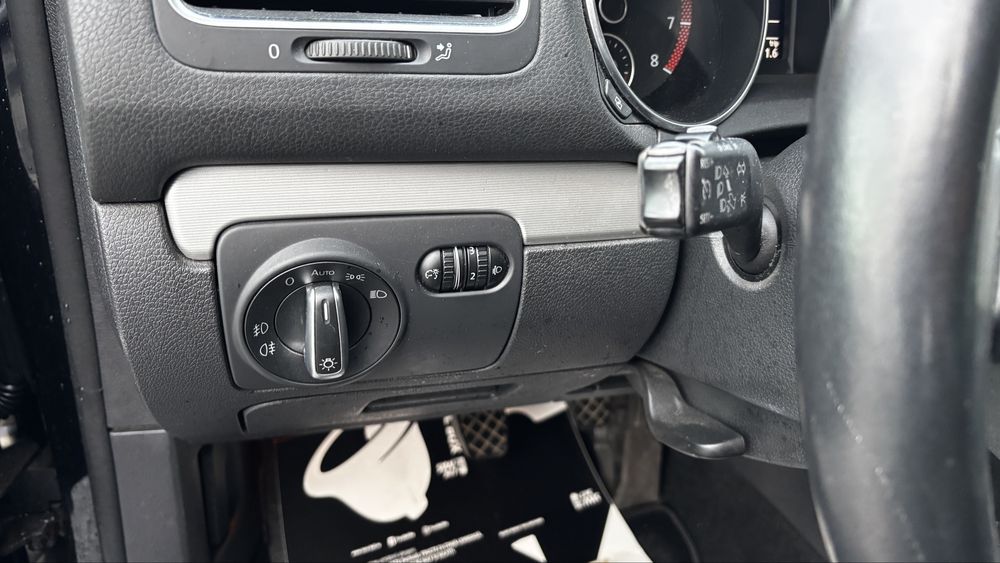 Vw golf 6 model Team model 2011 recent adus