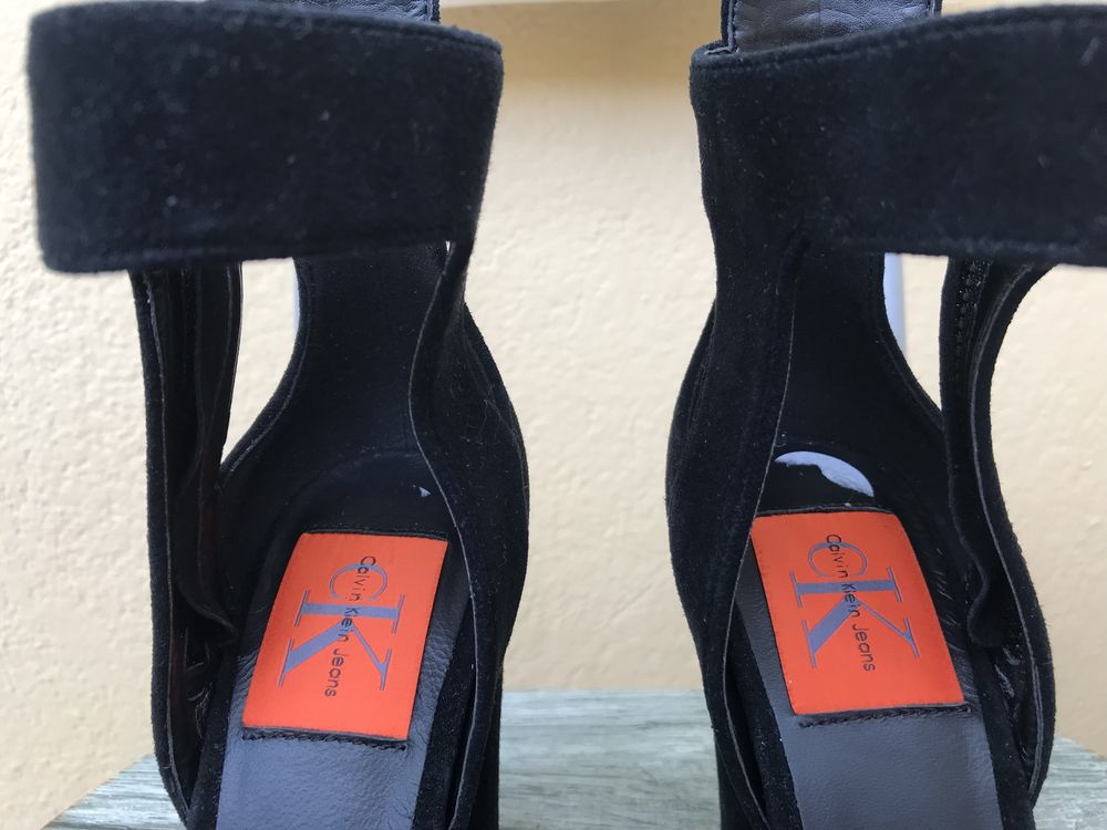 Calvin Klein Jeans Zaira  •НОВИ•