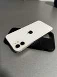 Iphone 12 white