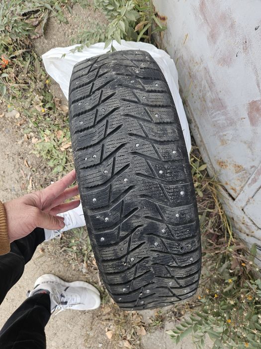 Зимняя резина 215/70/16