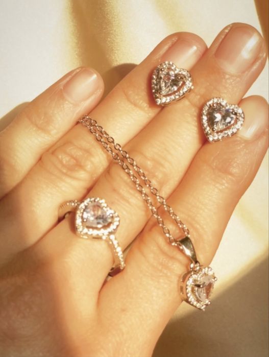 Комплект бижутерии