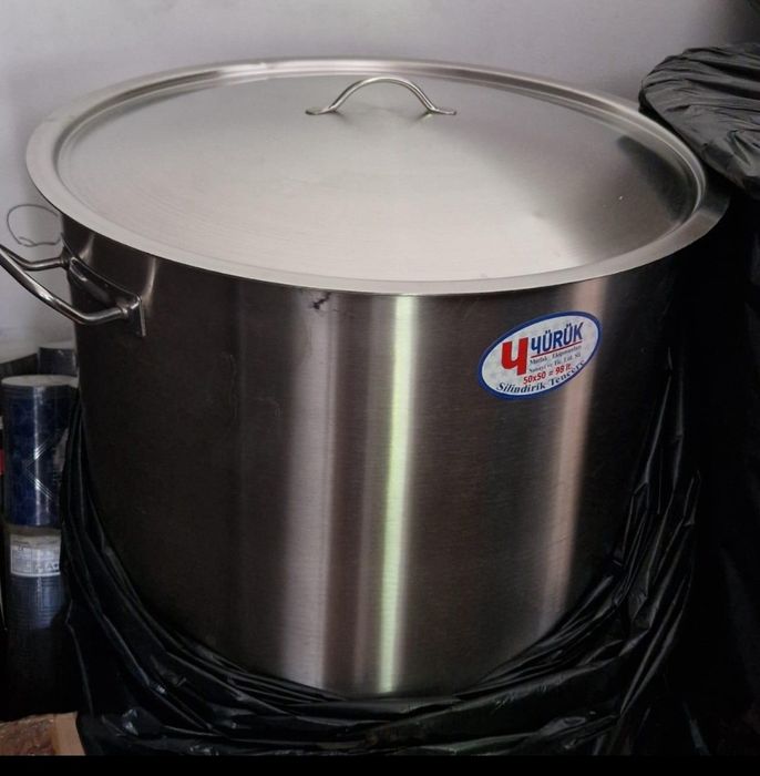 Новые кастрюли 100л