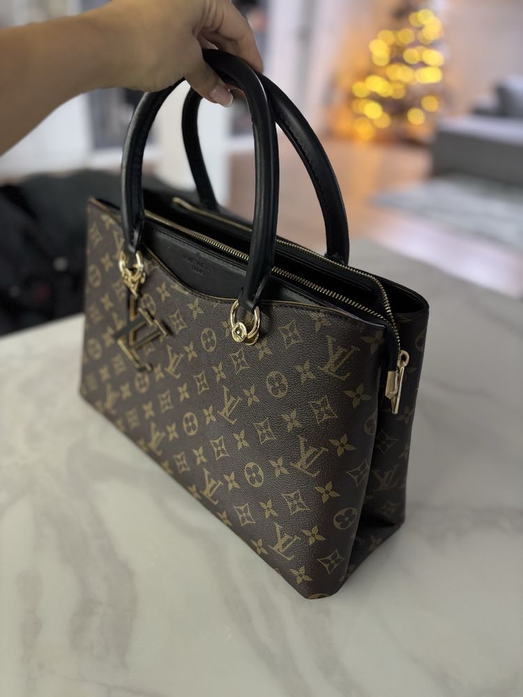 Дамска чанта Louis Vuitton