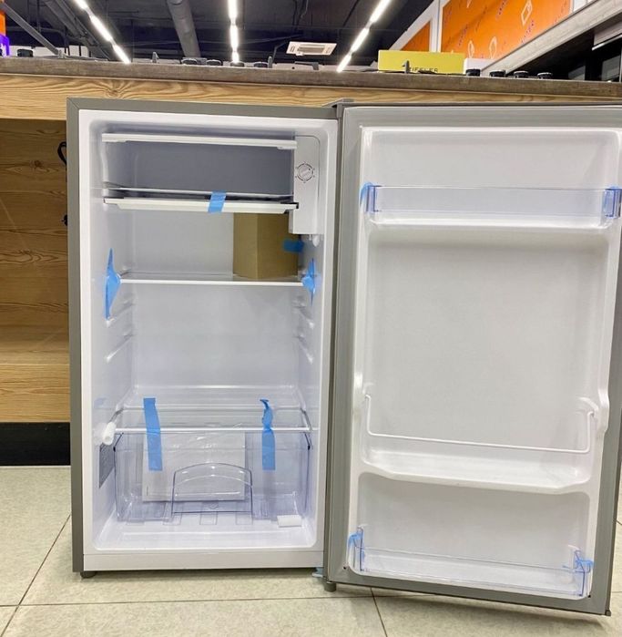 Мини холодильник Beston товар со скоада 50%скидка даствка бесплатно