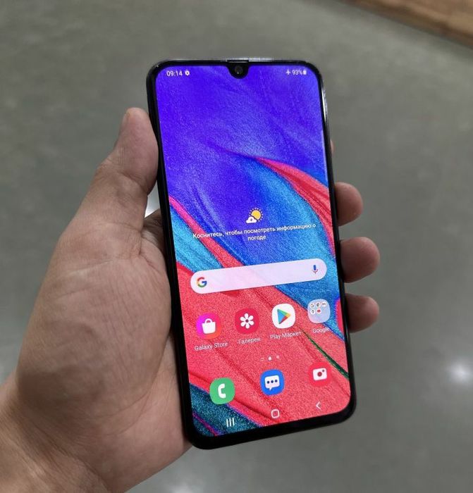 Продам Самсунг А40