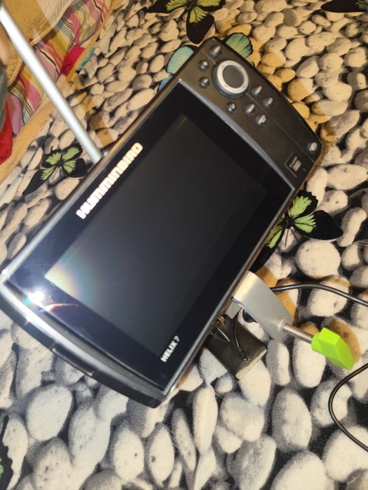 Vând sonar HUMMINBIRD Helix7