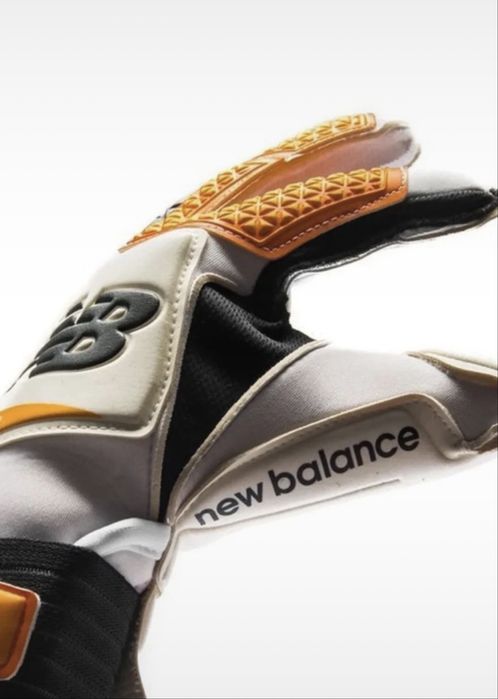 Manusi portar New Balance