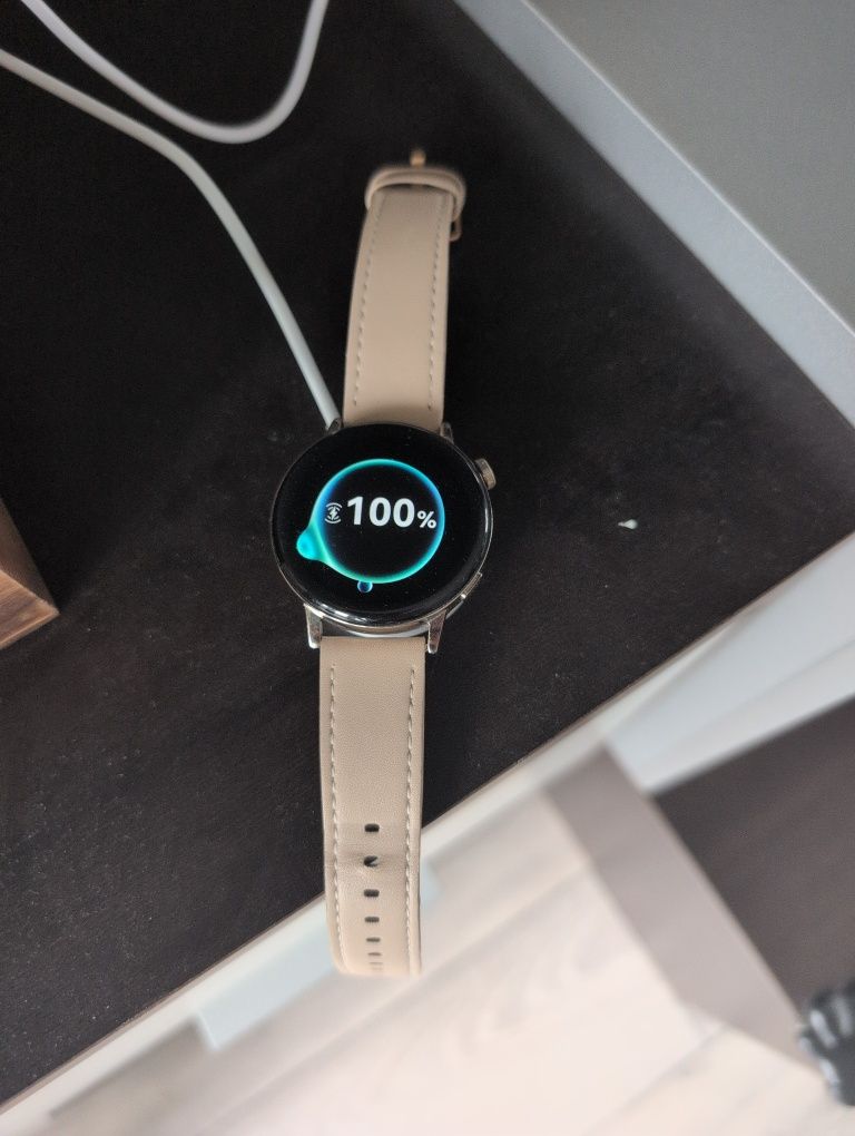 Смарт часовник Huawei Watch GT3, 42 mm
