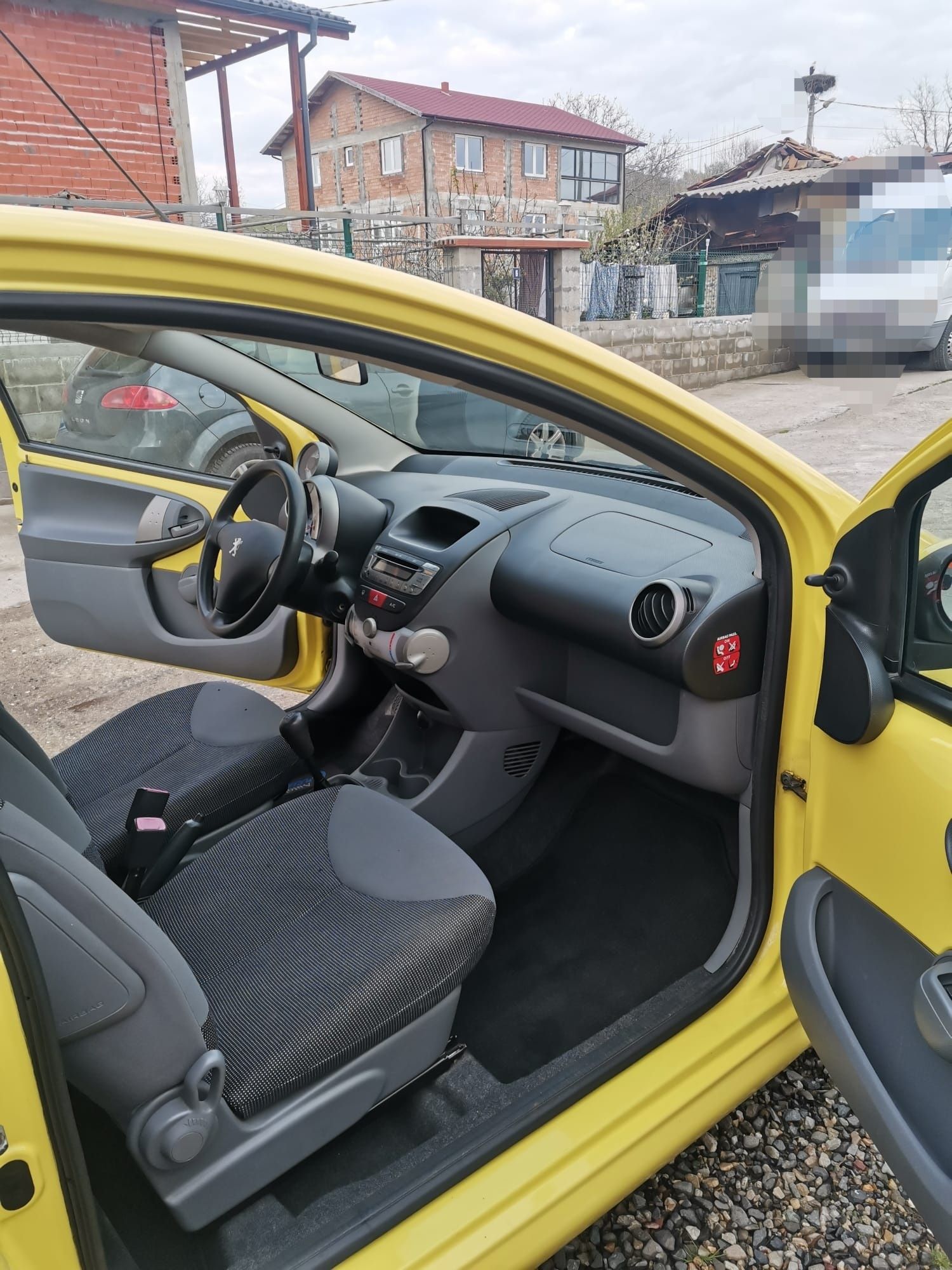 Peugeot 107 1.0 Бензин