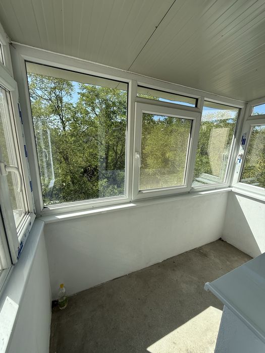 Apartament 3 camere semidecomandat cartier Brazda lui Novac-Baba Novac