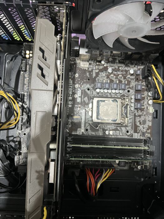 (СРОЧНО) обменяю материнскую плату с 2 процессорами,с моей дп