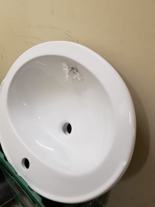 Chiuvetă ceramică