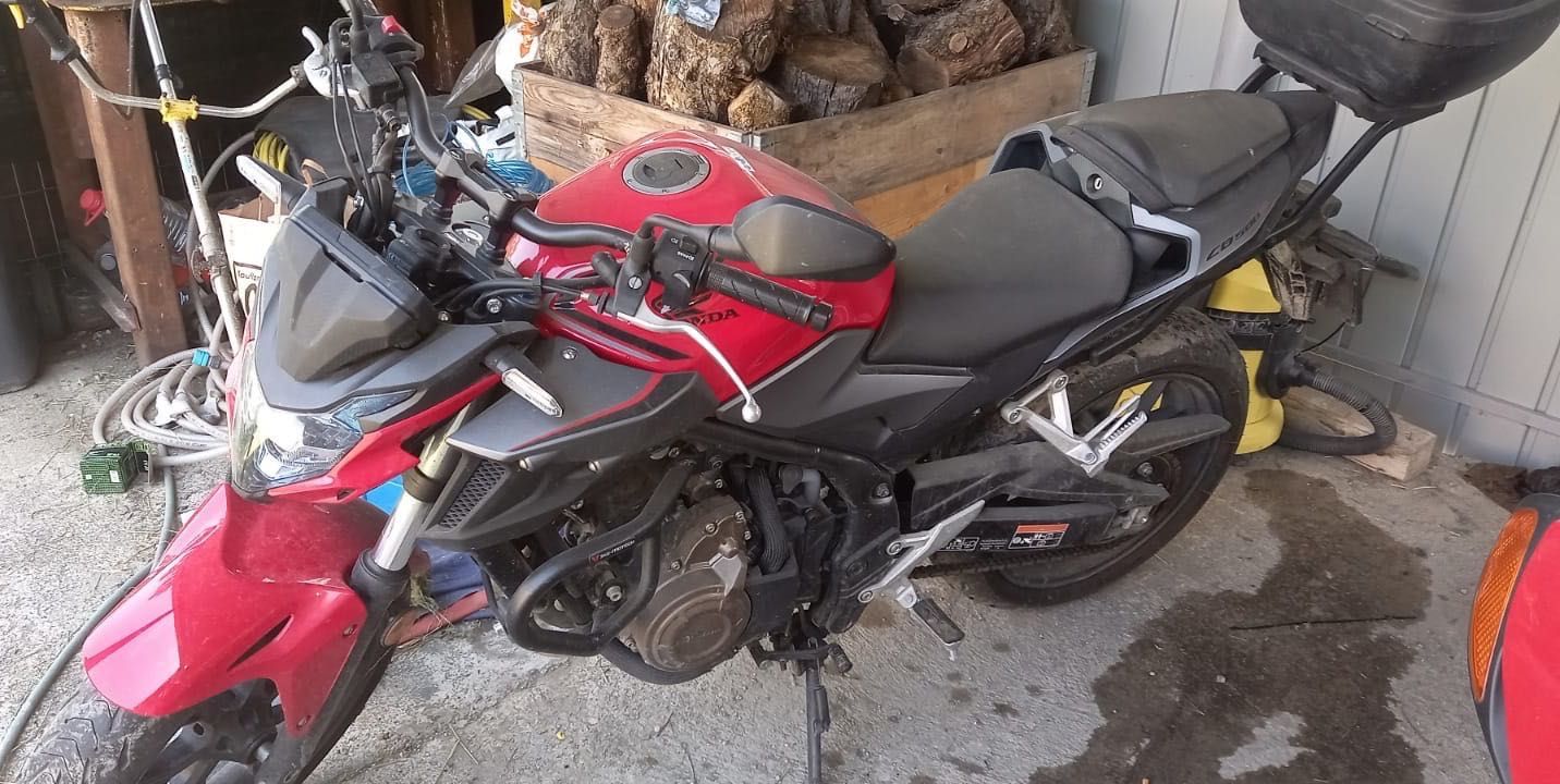 Motocicleta Honda CB500