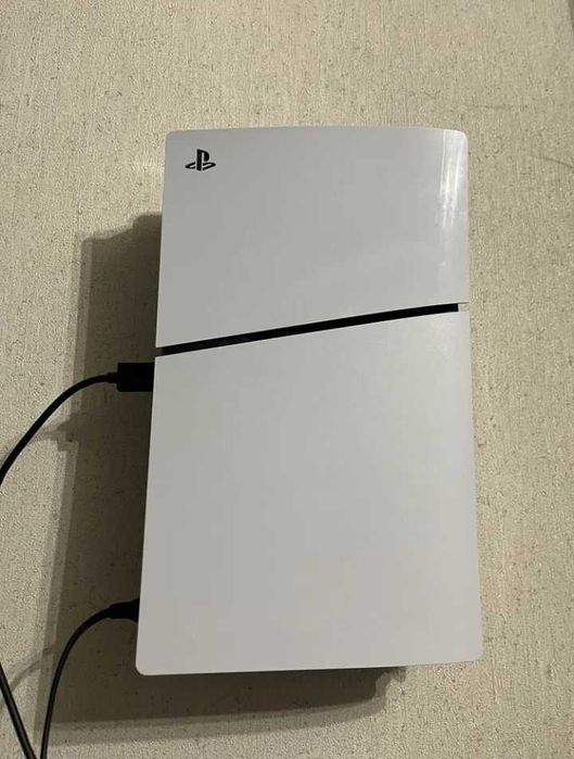 Play Station 5 Slim 1TB