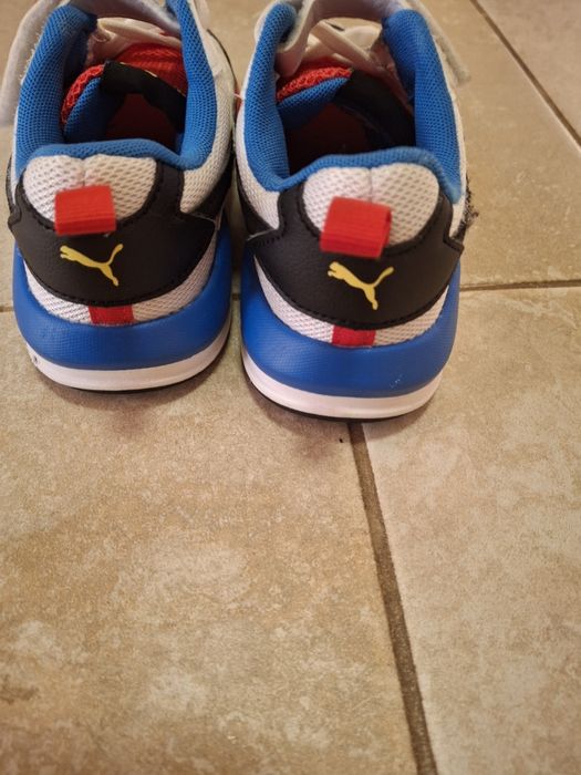 Маратонки Puma 19см. Стелка