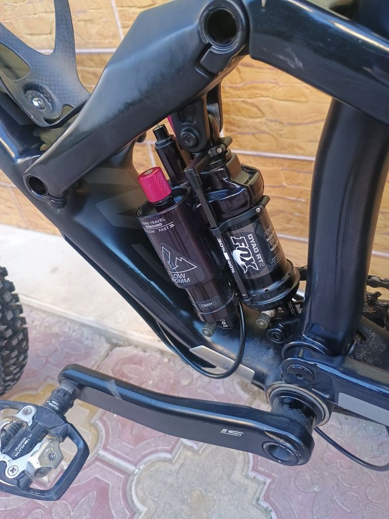 Cannondale Jekyll Карбон 27,5 цола