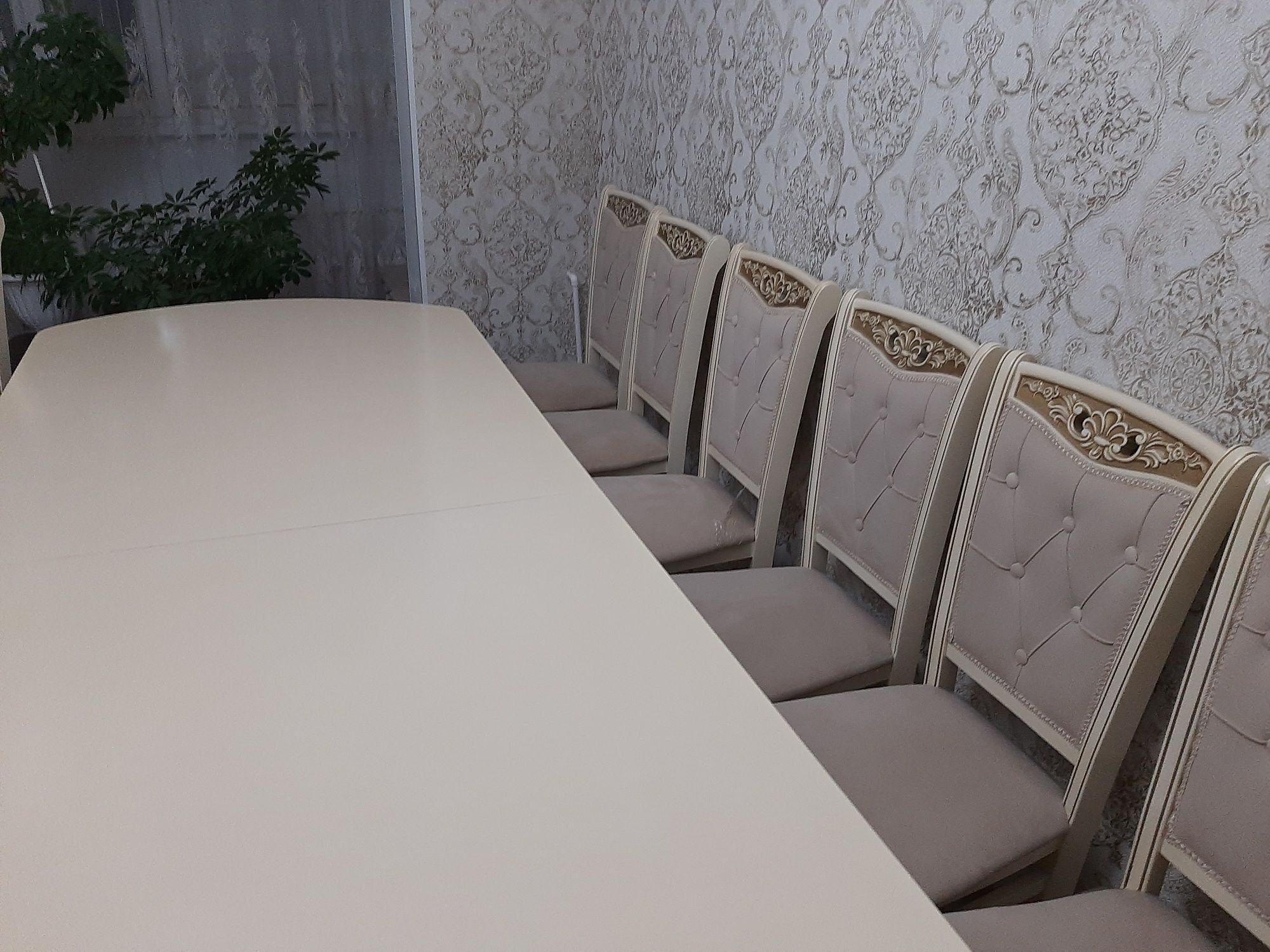 Стол стуля срочно срочно срочно продается состояние идеальное