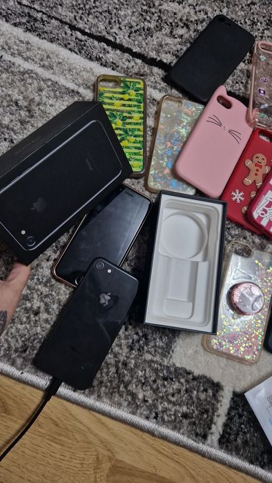 Iphone 8 folosit 1 an