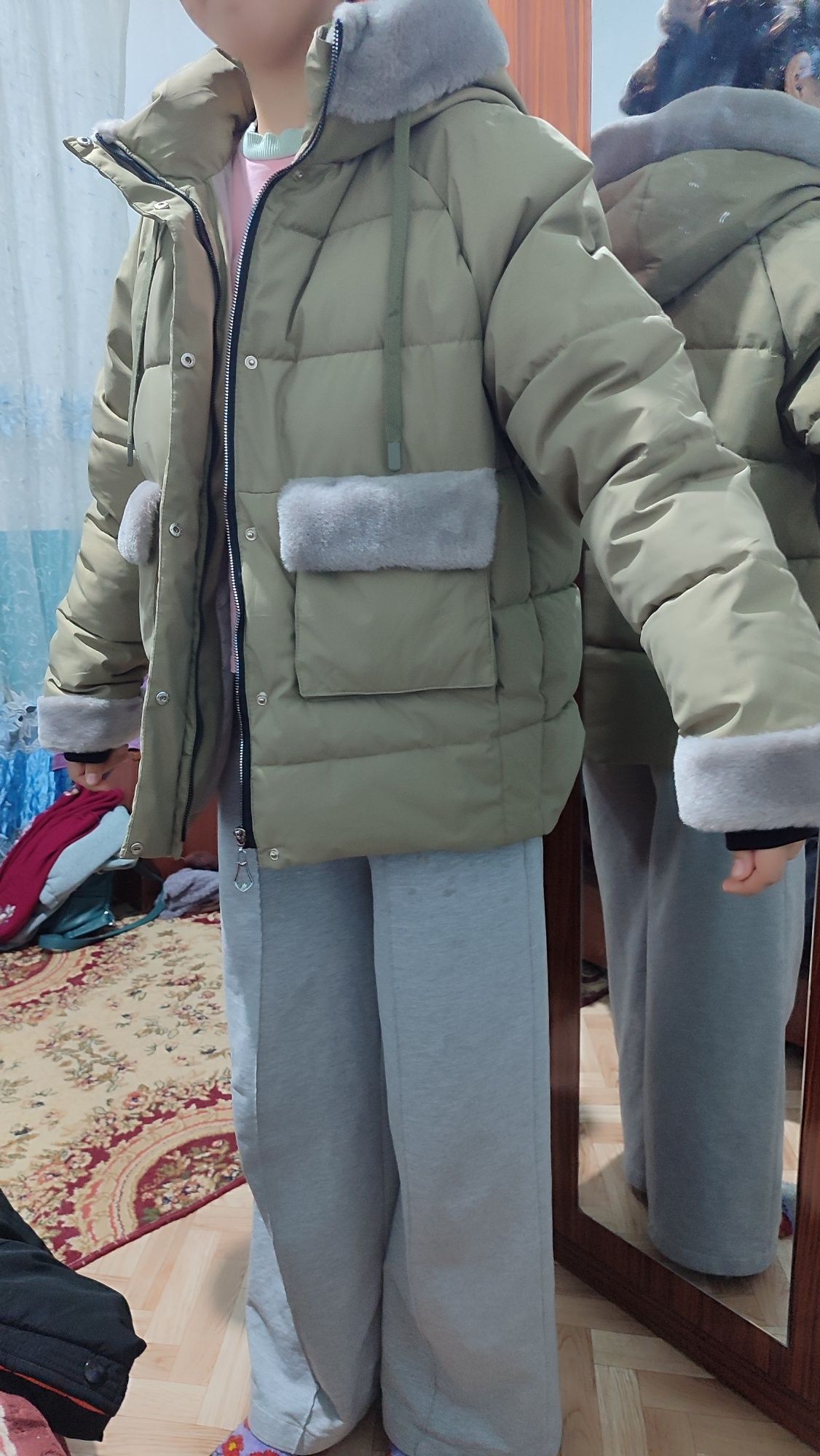 Прадам новый куртка