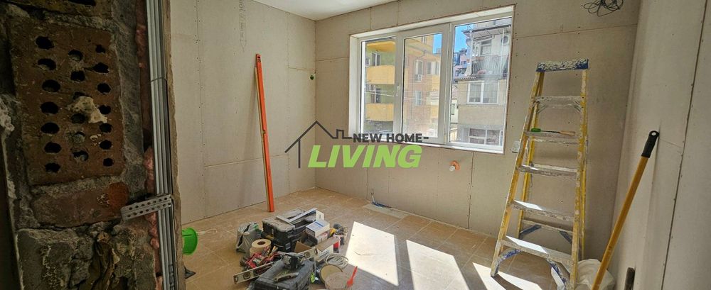 Продава се Тристаен апартамент в Пловдив, Южен - 98 кв.м за 2041 €/кв.м - Снимка #6