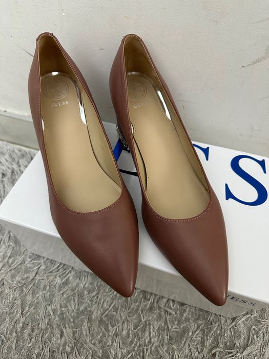 Дамски обувки Guess