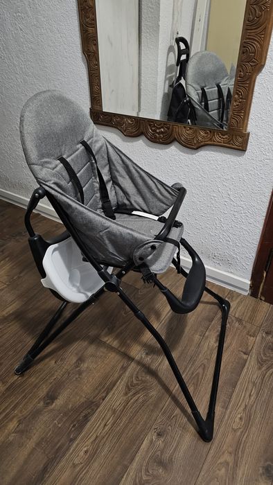 Стол за хранене.