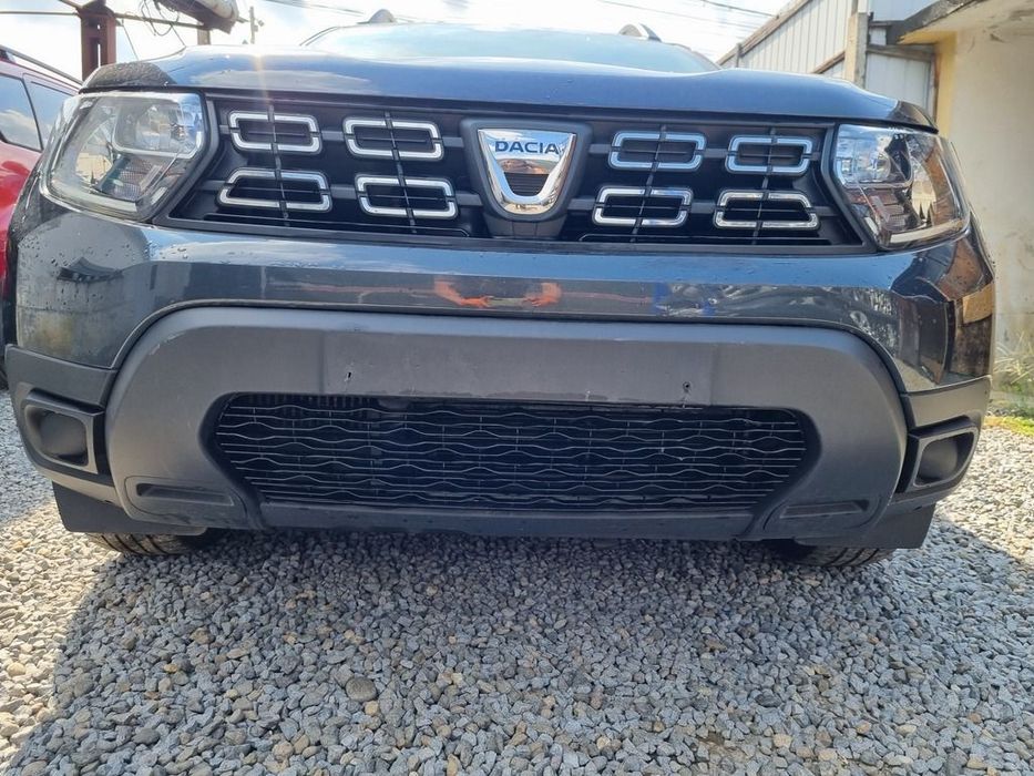 Bara fata Dacia Duster II 2018 - 2021 KNA Gris Comete (1318) model fara spalatoare far