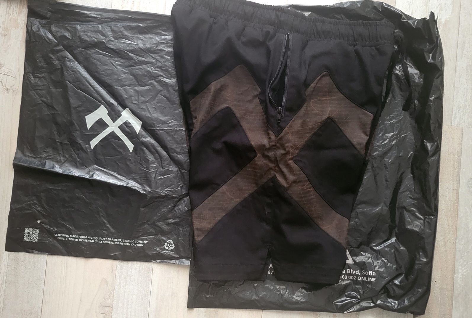 Нови панталони Luda Axes. L-XL